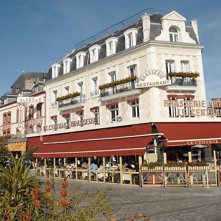 Hotel Le Central Трувиль-сюр-Мер Экстерьер фото